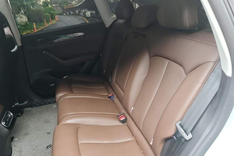 Used Leapmotor C11 2023 Range-Extended 200 Comfort Edition Left Rear Seat