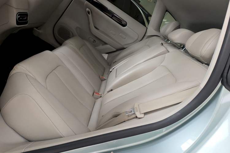 Used Leapmotor C11 2023 Extended-Range 285 Comfort Edition Left Rear Seat