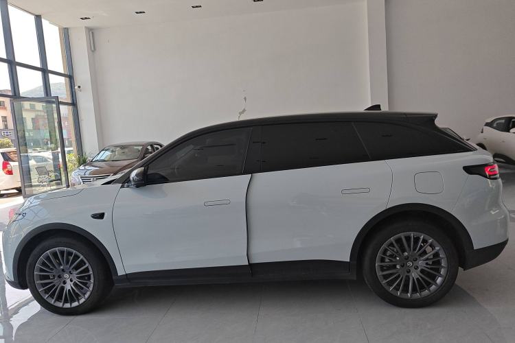 Used Leapmotor C11 2023 Range-Extended 300 Comfort Edition Left Side