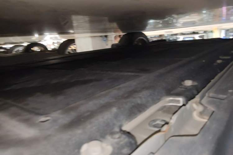 Used Leapmotor C11 2023 Pure Electric 500 Smart Edition Left Side Sill