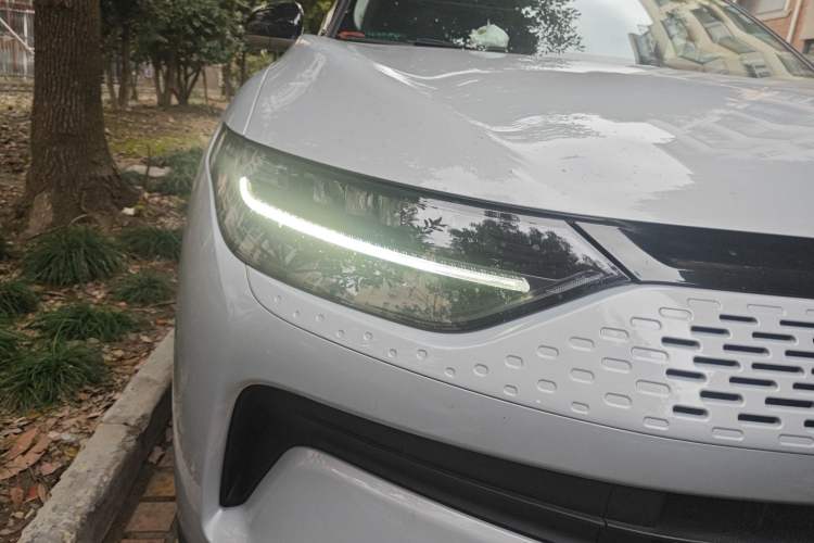 Used Leapmotor C11 2023 Range-Extended 285 Smart Enjoyment Edition Right Front Headlight