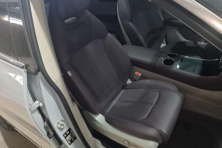 Used Leapmotor C11 2023 Range-Extended 200 Comfort Edition Right Front Seat