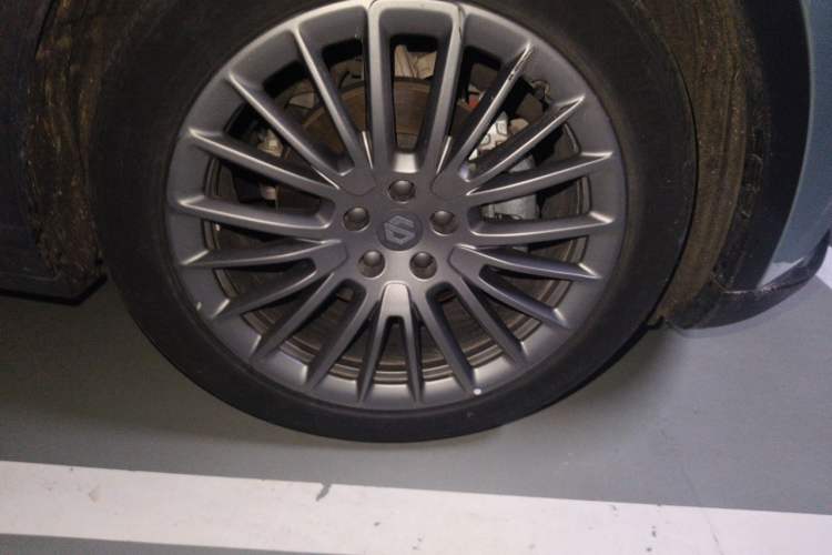 Used Leapmotor C11 2023 Range-Extended 285 Smart Enjoyment Edition Right Front Wheel Hub