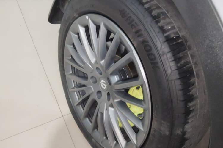 Used Leapmotor C11 2023 Pure Electric 500 Smart Edition Right Rear Wheel Hub
