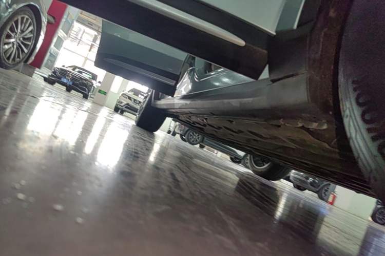 Used Leapmotor C11 2023 Range-Extended 285 Smart Enjoyment Edition Right Side Sill