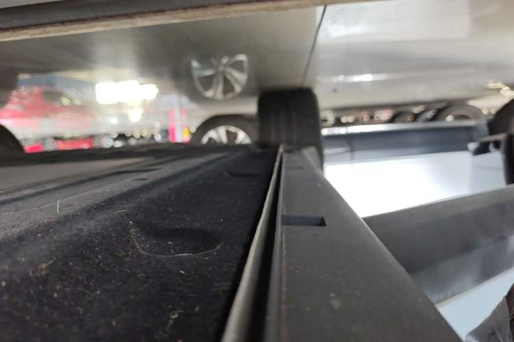 Used Leapmotor C11 2023 Extended-Range 285 Comfort Edition Right Side Sill
