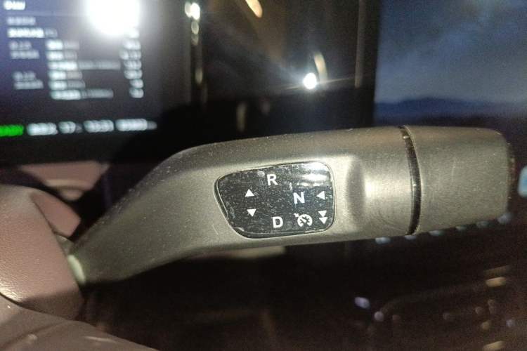 Used Leapmotor C11 2023 Range-Extended 285 Smart Enjoyment Edition Gear Lever