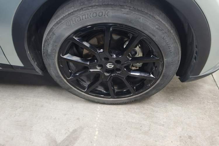 Used Leapmotor C11 2023 Range-Extended 285 Smart Enjoyment Edition Right Front Wheel Hub
