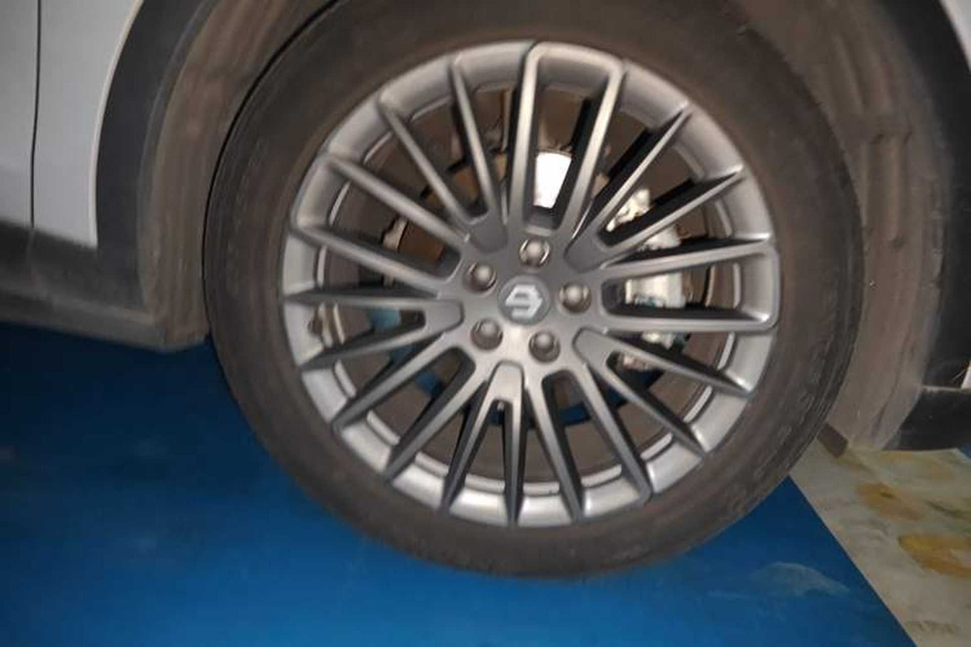 Used Leapmotor C11 2023 Range-Extended 300 Smart Enjoyment Edition Right Front Wheel Hub