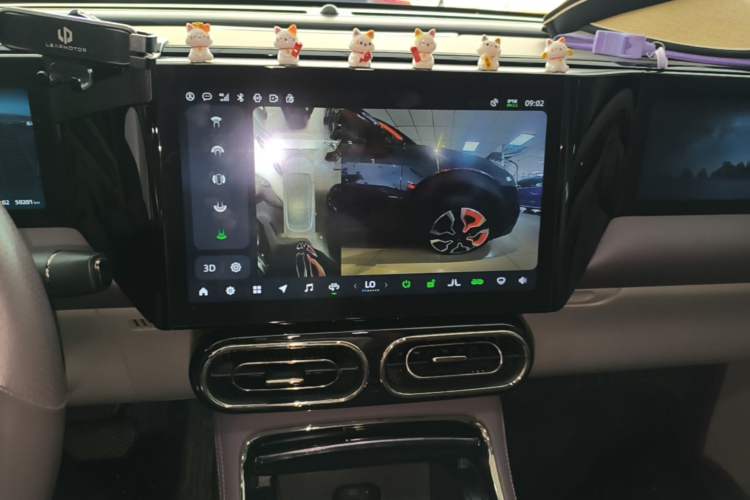 Used Leapmotor C11 2023 Range-Extended 285 Smart Enjoyment Edition Audio And AC Panel