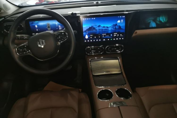 Used Leapmotor C11 2023 Pure Electric 500 Zhixing Edition Center Console