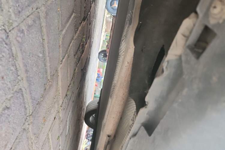 Used Leapmotor C11 2023 Extended-Range 285 Comfort Edition Chassis Front Left