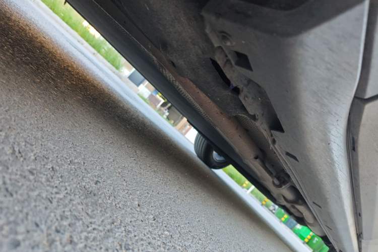 Used Leapmotor C11 2023 Extended-Range 285 Comfort Edition Chassis Front Left