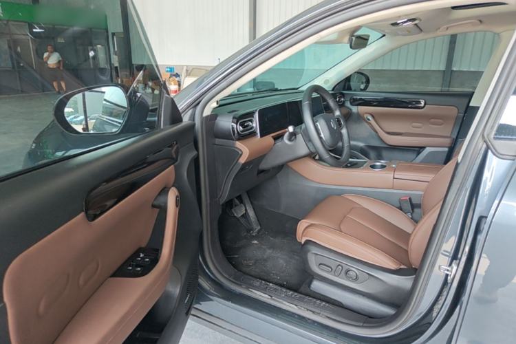 Used Leapmotor C11 2023 Extended-Range 285 Comfort Edition Driver Seat