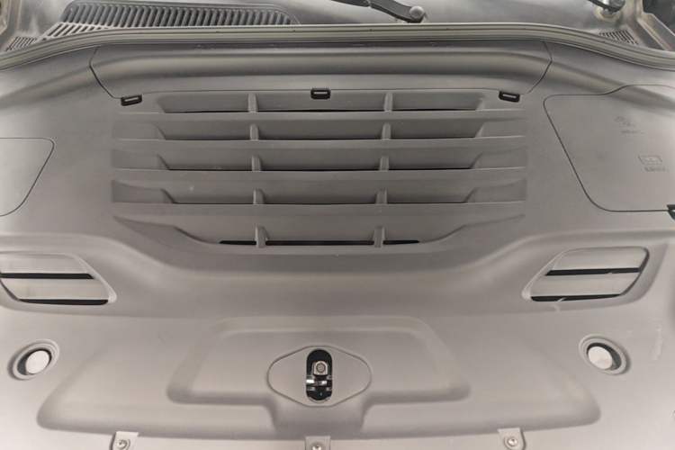 Used Leapmotor C11 2023 Pure Electric 500 Smart Edition Engine Bay