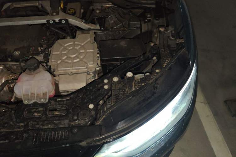 Used Leapmotor C11 2023 Extended-Range 285 Comfort Edition Engine Bay Left