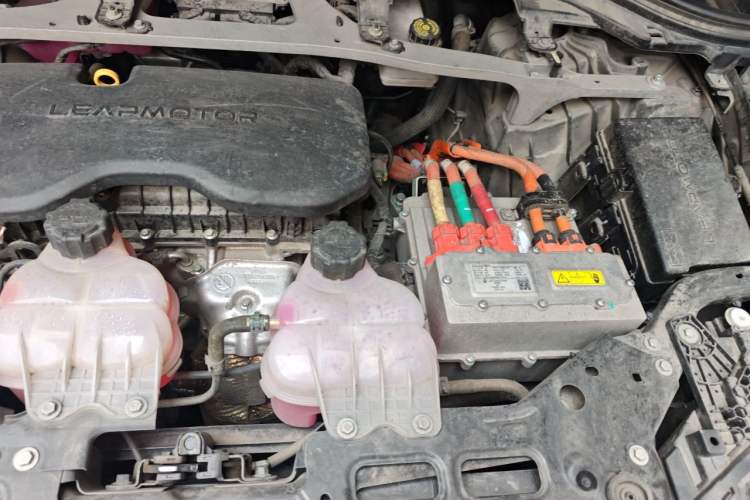 Used Leapmotor C11 2023 Range-Extended 300 Smart Enjoyment Edition Engine Bay Left