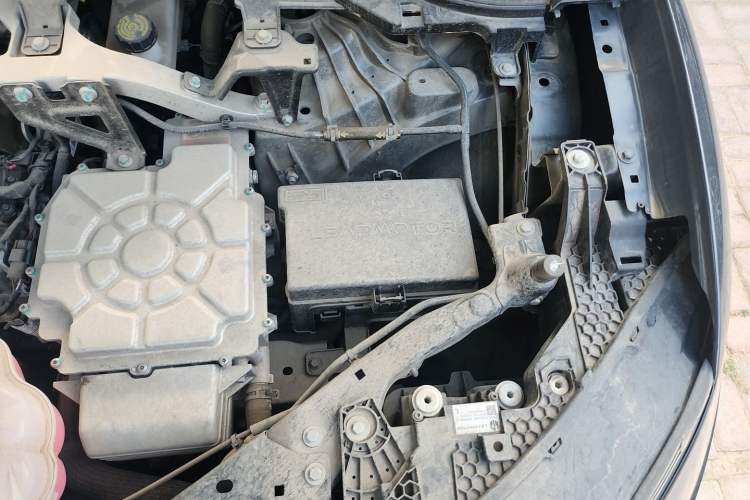 Used Leapmotor C11 2023 Extended-Range 285 Comfort Edition Engine Bay Left