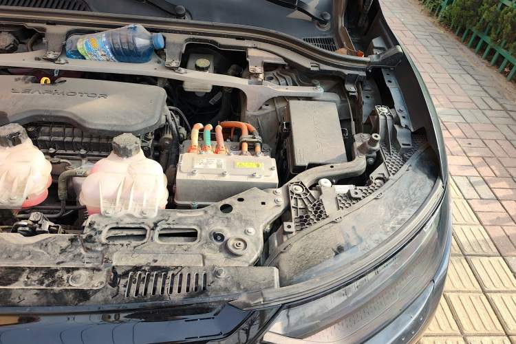 Used Leapmotor C11 2023 Range-Extended 300 Comfort Edition Engine Bay Left