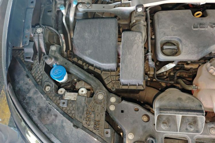 Used Leapmotor C11 2023 Range-Extended 300 Comfort Edition Engine Bay Right