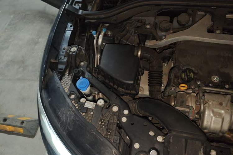 Used Leapmotor C11 2023 Extended-Range 285 Comfort Edition Engine Bay Right