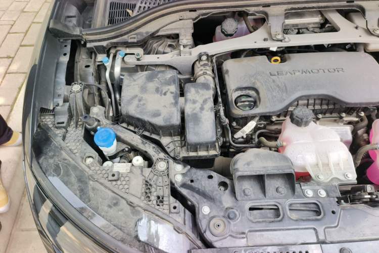 Used Leapmotor C11 2023 Range-Extended 200 Comfort Edition Engine Bay Right
