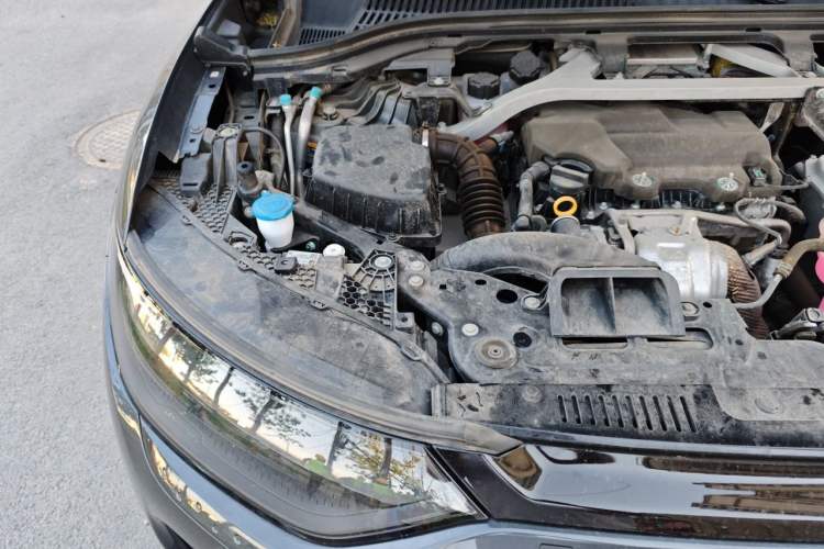 Used Leapmotor C11 2023 Extended-Range 285 Comfort Edition Engine Bay Right