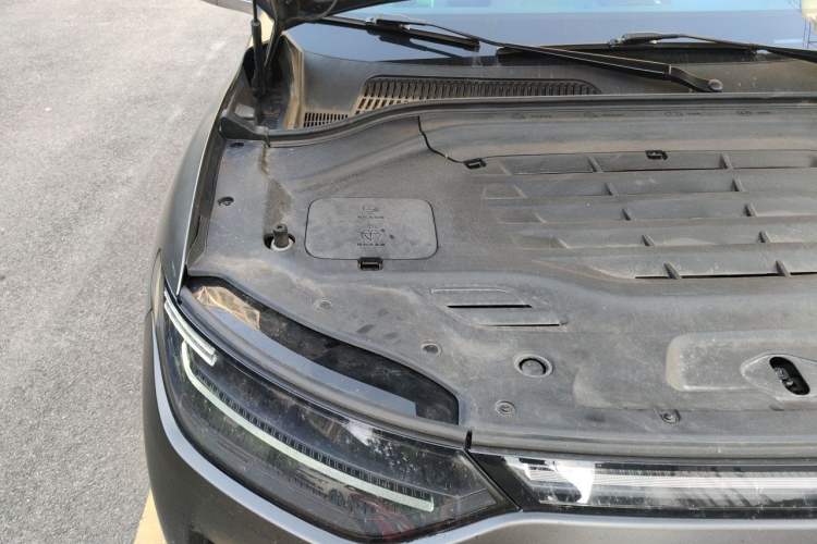 Used Leapmotor C11 2023 Pure Electric 650 ZhiXiang Edition Engine Bay Right