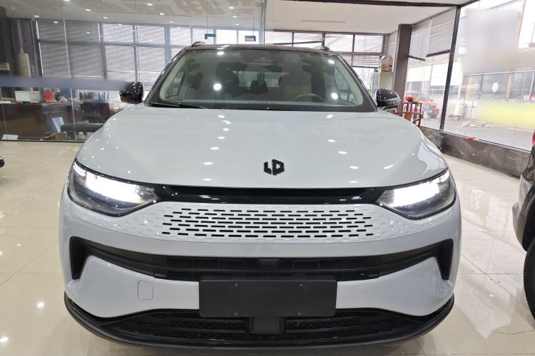 Used Leapmotor C11 2023 Extended-Range 285 Comfort Edition Front
