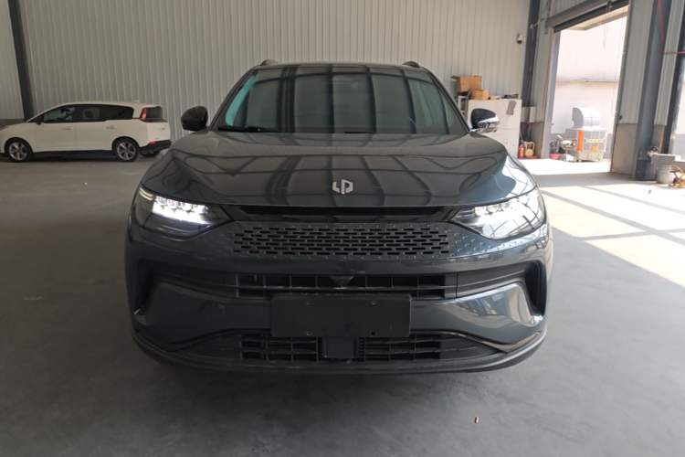 Used Leapmotor C11 2023 Extended-Range 285 Comfort Edition Front