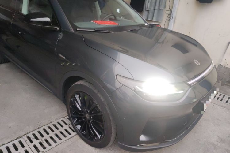 Used Leapmotor C11 2023 Pure Electric 580 All-Wheel-Drive Performance Edition Front Right 45 Deg