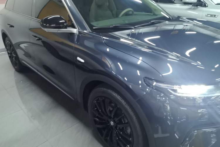 Used Leapmotor C11 2023 Range-Extended 285 Smart Enjoyment Edition Front Right 45 Deg