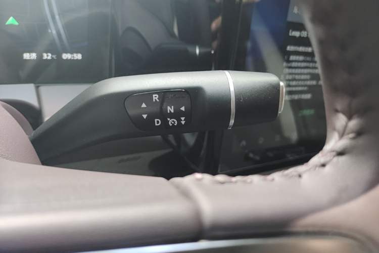 Used Leapmotor C11 2023 Pure Electric 500 Comfort Edition Gear Lever