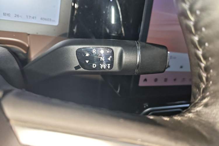 Used Leapmotor C11 2023 Range-Extended 300 Comfort Edition Gear Lever