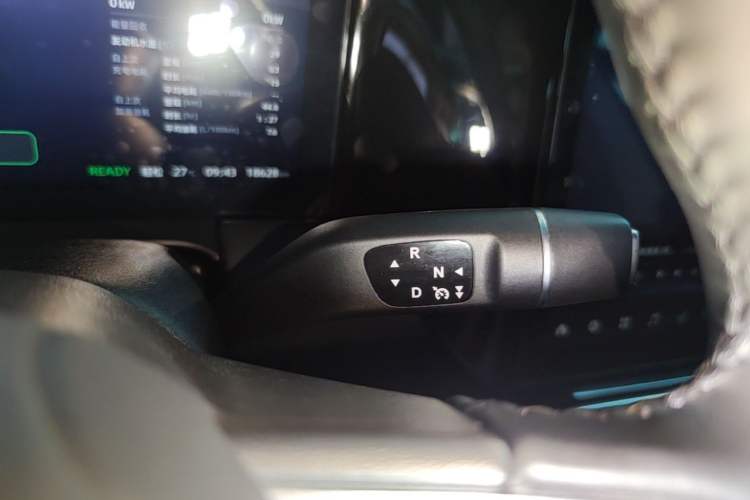 Used Leapmotor C11 2023 Range-Extended 180 Comfort Edition Gear Lever