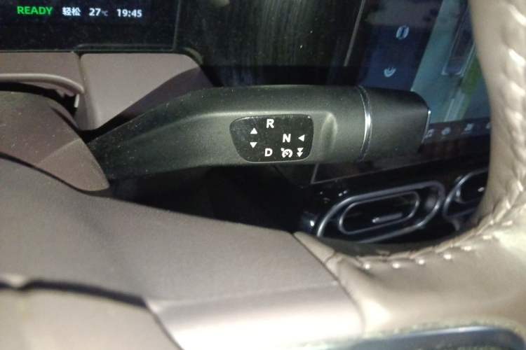 Used Leapmotor C11 2023 Pure Electric 500 Comfort Edition Gear Lever