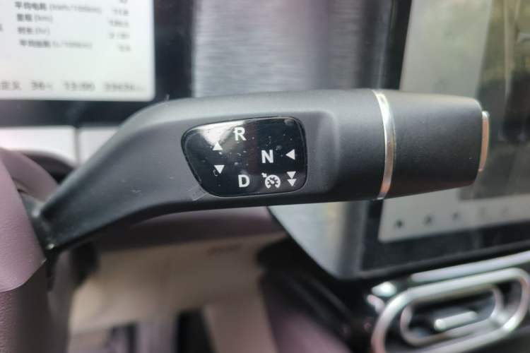 Used Leapmotor C11 2023 Range-Extended 200 Comfort Edition Gear Lever