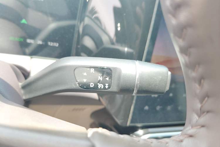 Used Leapmotor C11 2023 Pure Electric 500 Comfort Edition Gear Lever