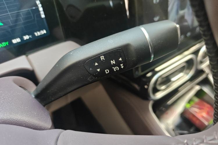 Used Leapmotor C11 2023 Pure Electric 500 Zhixing Edition Gear Lever