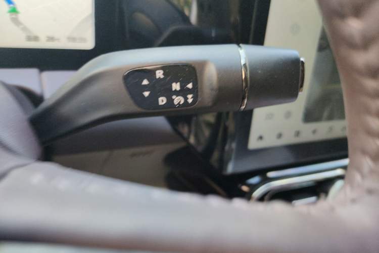 Used Leapmotor C11 2023 Pure Electric 650 ZhiXiang Edition Gear Lever