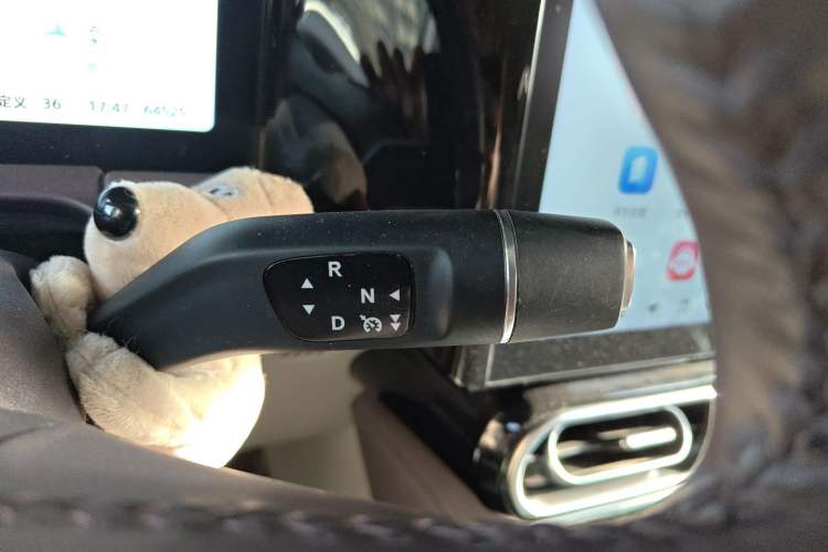 Used Leapmotor C11 2023 Range-Extended 180 Comfort Edition Gear Lever