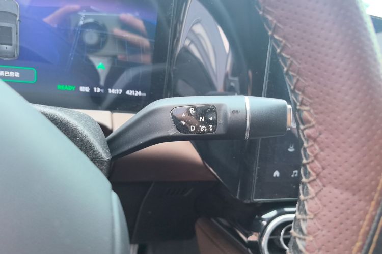 Used Leapmotor C11 2023 Extended-Range 285 Comfort Edition Gear Lever