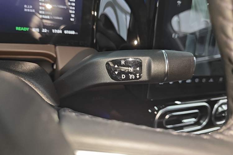 Used Leapmotor C11 2023 Range-Extended 200 Comfort Edition Gear Lever