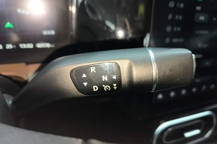 Used Leapmotor C11 2023 Range-Extended 180 Comfort Edition Gear Lever