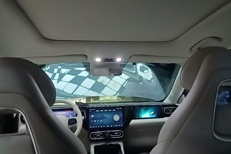 Used Leapmotor C11 2023 Pure Electric 500 Comfort Edition Headliner