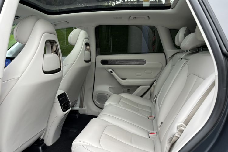 Used Leapmotor C11 2023 Range-Extended 285 Smart Enjoyment Edition Interior 1