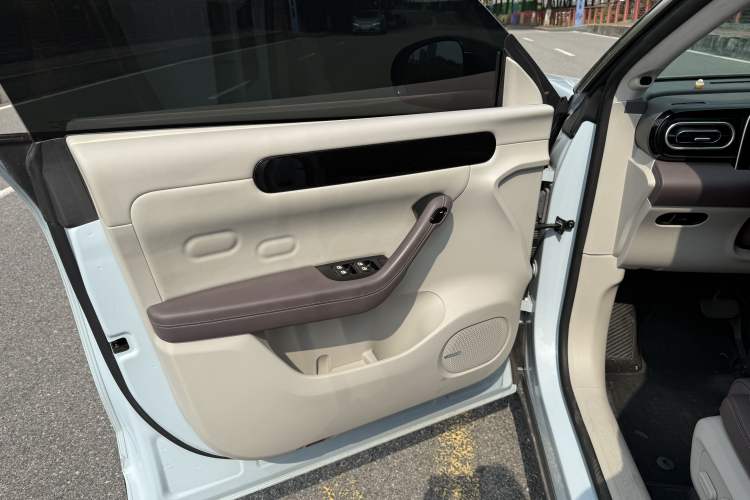 Used Leapmotor C11 2023 Range-Extended 300 Comfort Edition Interior 11