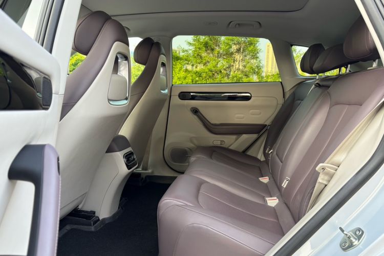 Used Leapmotor C11 2023 Range-Extended 180 Comfort Edition Interior 2