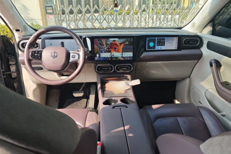 Used Leapmotor C11 2023 Pure Electric 580 All-Wheel-Drive Performance Edition Interior 2