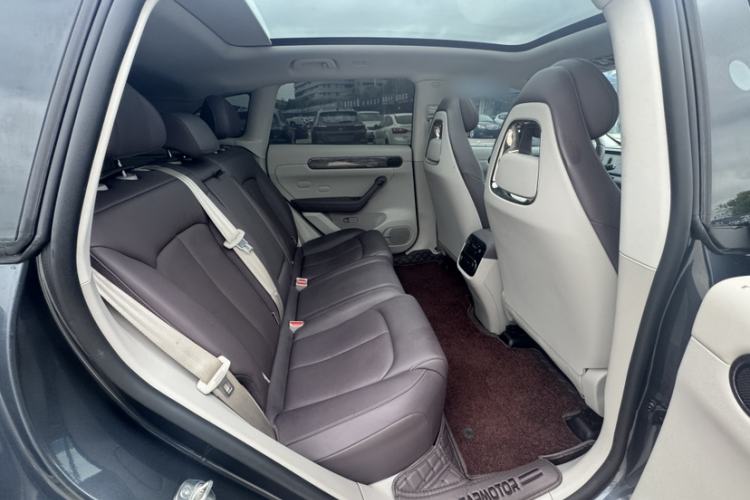 Used Leapmotor C11 2023 Range-Extended 300 Smart Enjoyment Edition Interior 3
